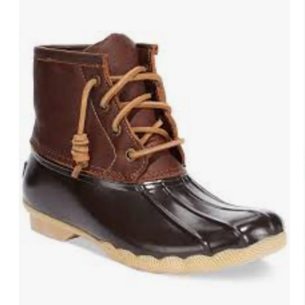 Sperry girl saltwater boots size 4